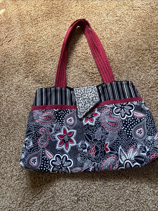 Handbags - Quilted Paisley Floral Tote in Black, White & Red